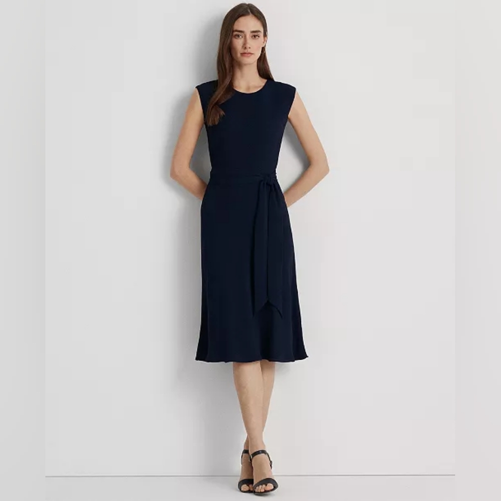 Women's Clothing (730)